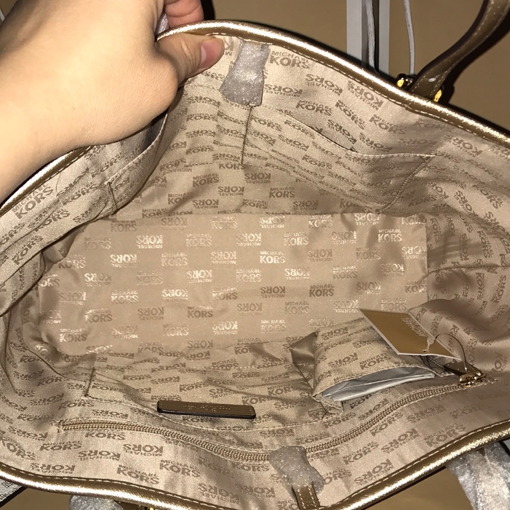 💕🎆Mk carryall tote set🎆medium/shoulder bag - Picture 5 of 7